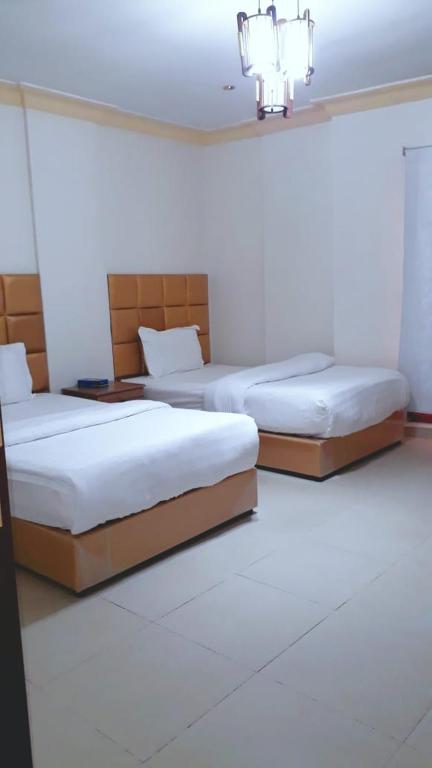 Al Quba Al Thahbia Hotel Suites 2 - ファミリースタジオ