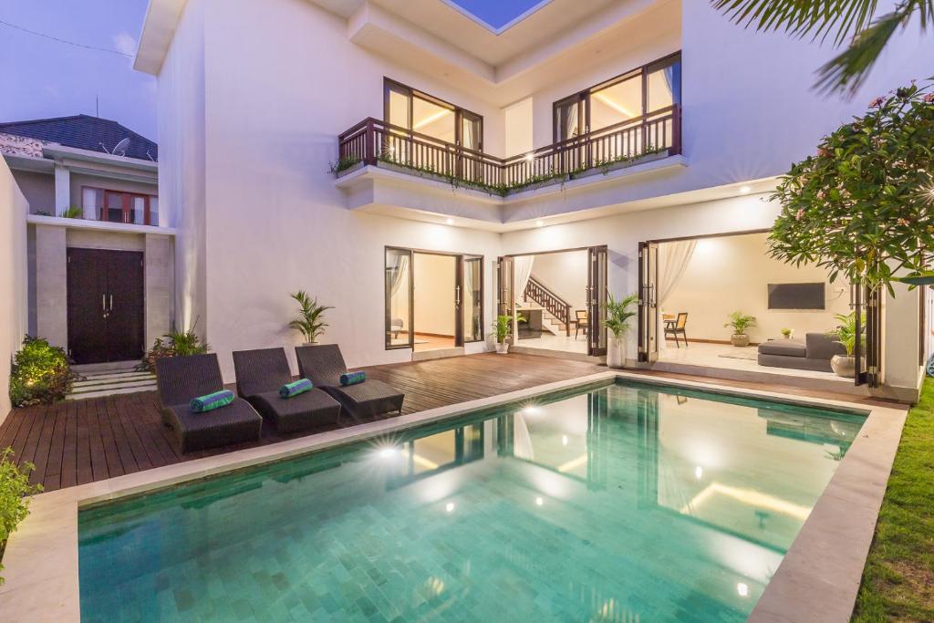 Villa Azura - Three-Bedroom Villa