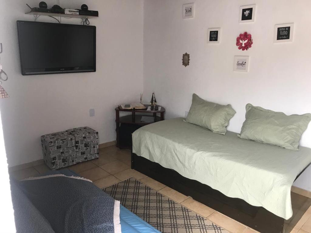  Casa familiar e aconchegante 2 em Aparecida