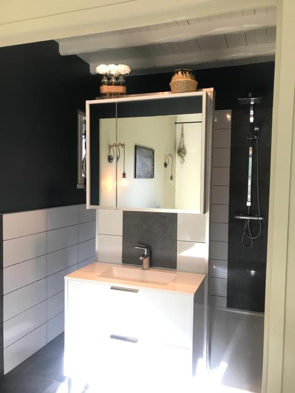 Photo from Chambre d'hôte à La maison du petit bois 4 étoiles in Ventenac-Cabardès, Languedoc-Roussillon, France