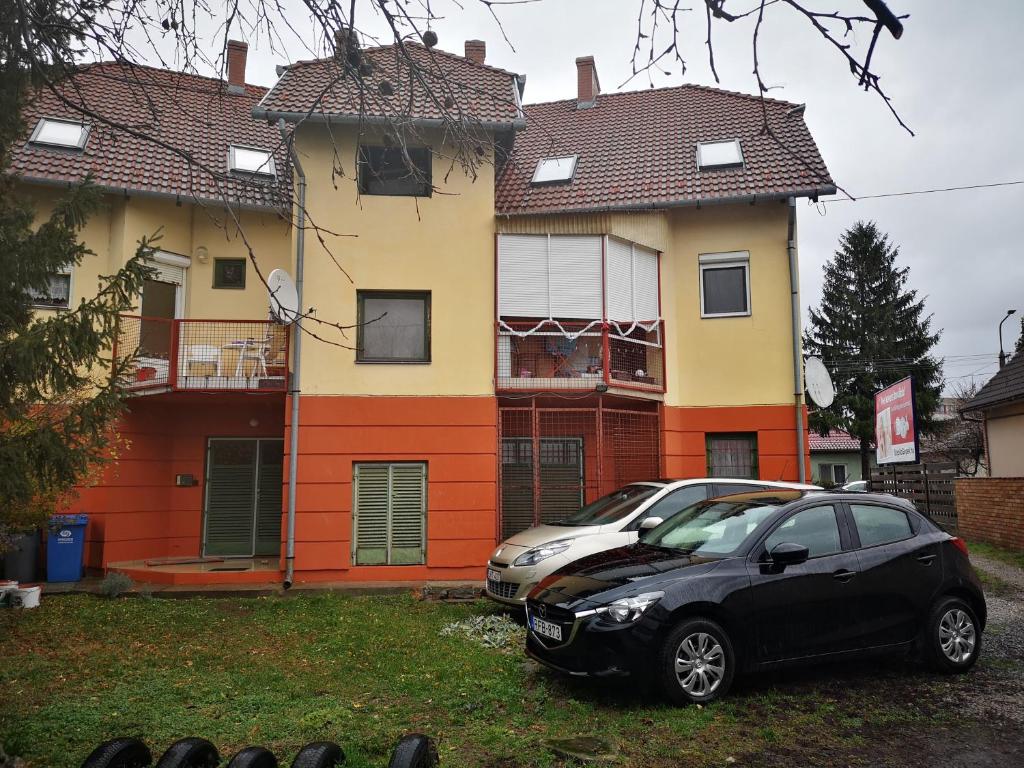 Budova, v ktorej sa apartmán nachádza