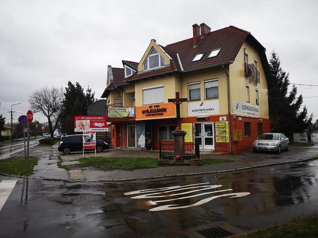 Budova, v ktorej sa apartmán nachádza