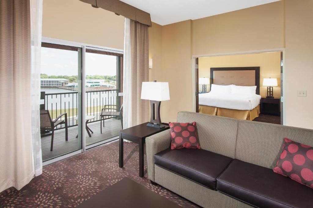Holiday Inn Express & Suites Sandusky by IHG - Suite Emplacement - Non-Fumeurs
