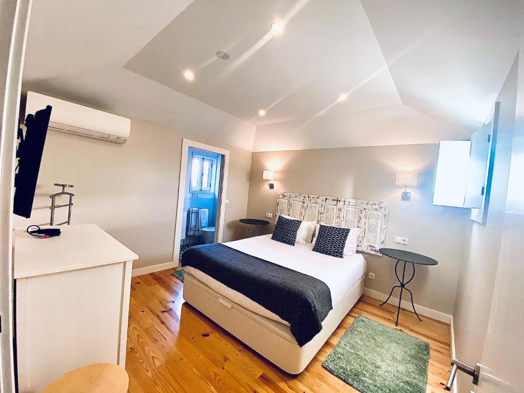 Vitoria's Terrace Apartments - 17