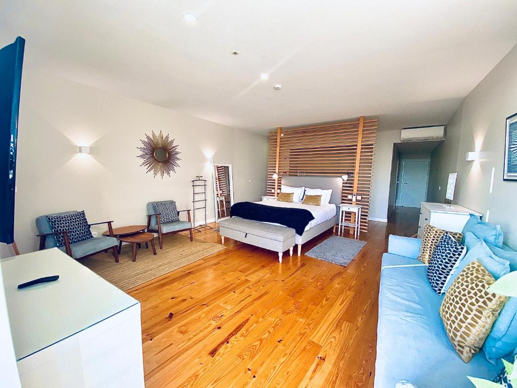 Vitoria's Terrace Apartments - 12