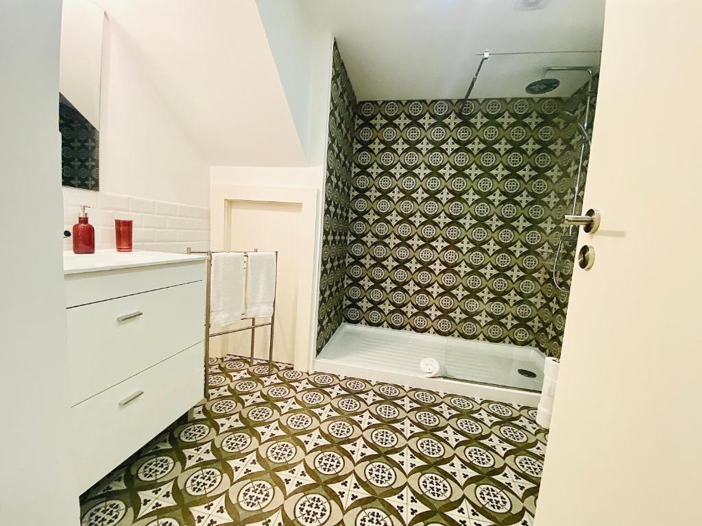 Vitoria's Terrace Apartments - 8