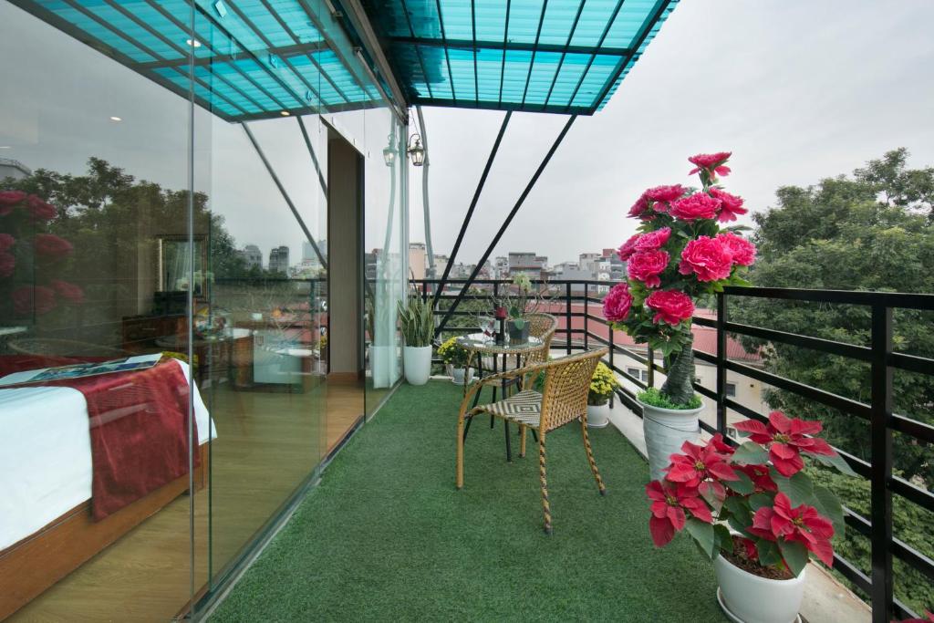 Balkón nebo terasa v ubytování Hanoi Lotus Boutique Hotel