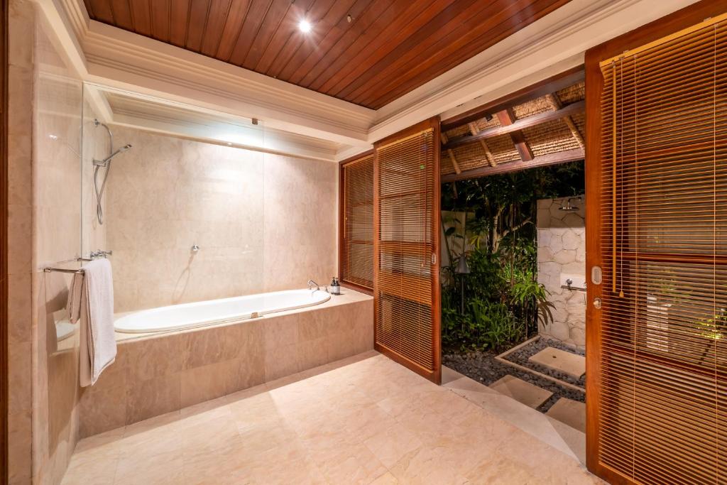 Jimbaran Beach Villas by Nakula - 7