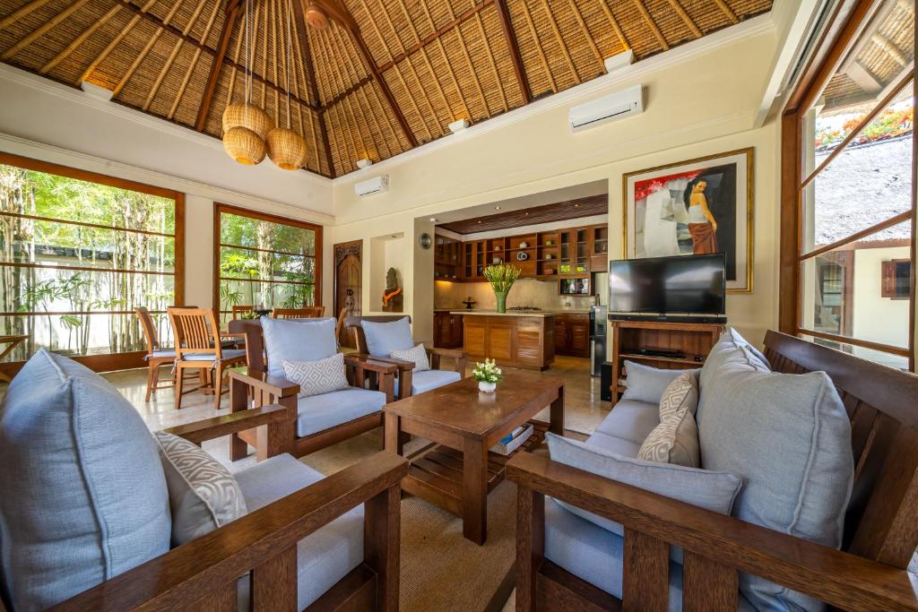 Jimbaran Beach Villas by Nakula - 4