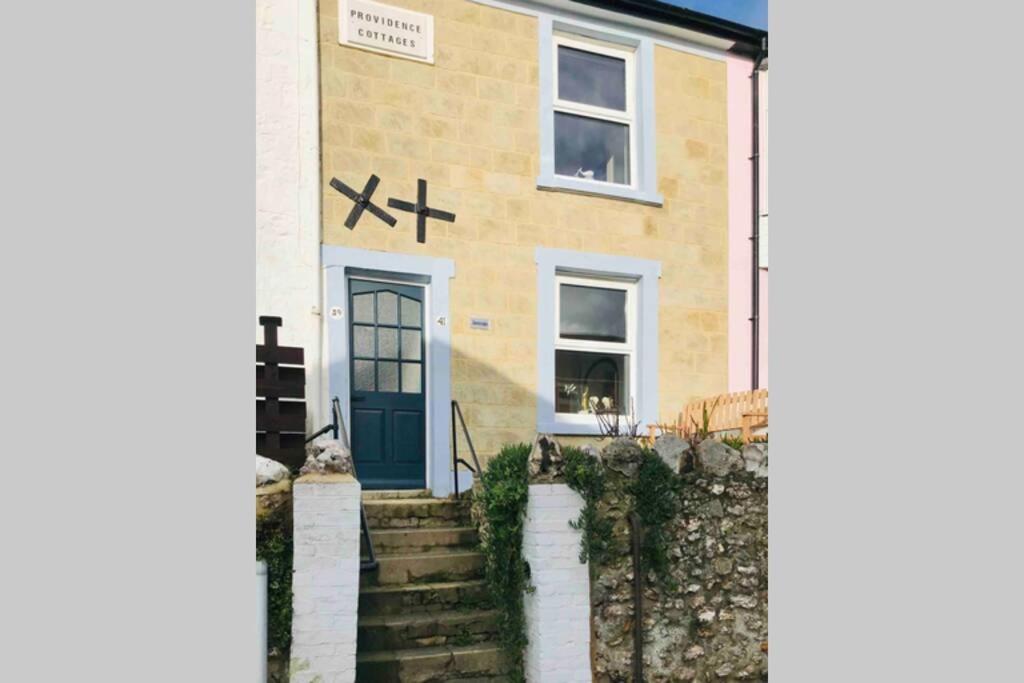 Seascape Cottage, Ventnor