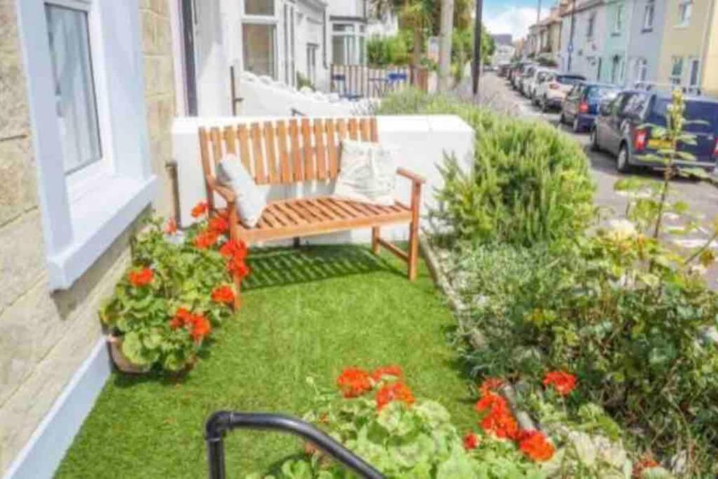 Seascape Cottage, Ventnor