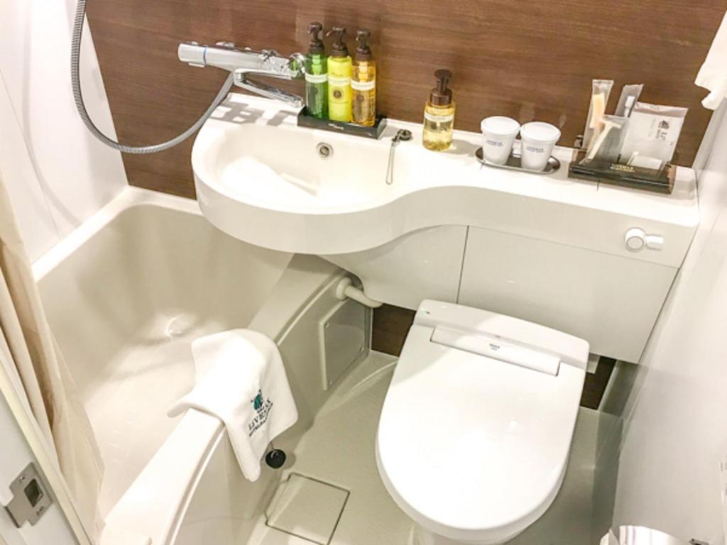 Koupelna v ubytování Hotel Livemax Toyama