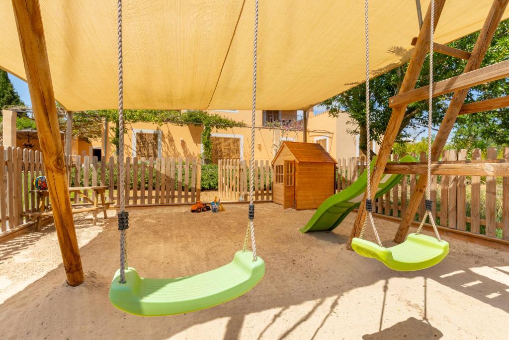 Fotografie z fotogalerie ubytování Finca Parra v destinaci Santanyi