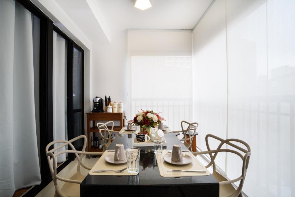  Elegancia e Conforto no Centro com garagem e Internet 50MB