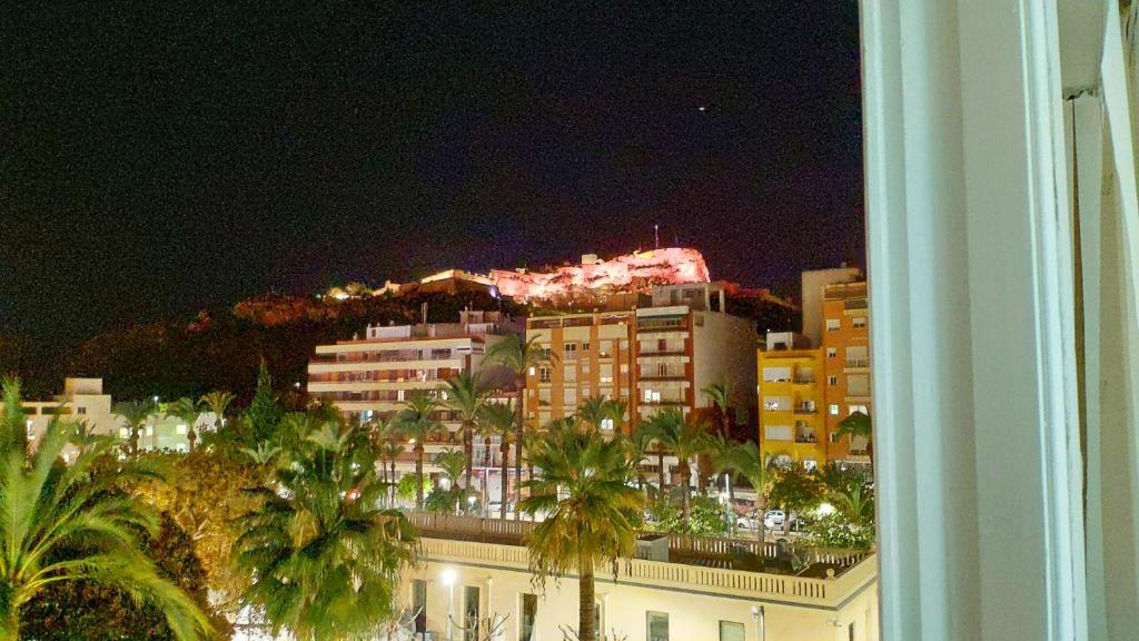 Perfect Apartment near the Beach, Alicante – Updated 2023 Prices