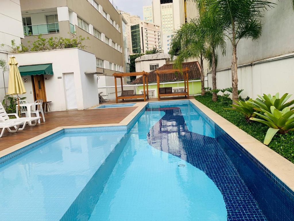  Apartamento a 200 metros da Paulista com AC