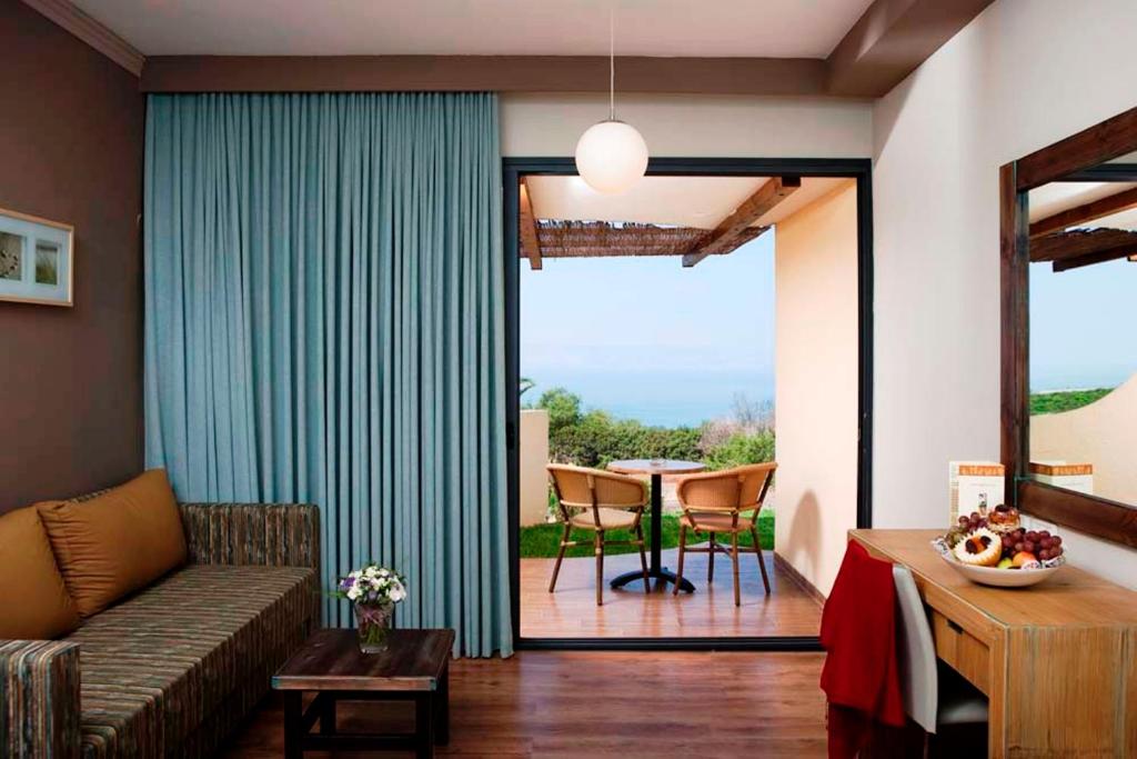Posezení v ubytování Ramot Resort Hotel