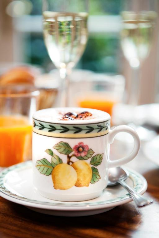 THE GATE GARDEN Hotel - Resim 43