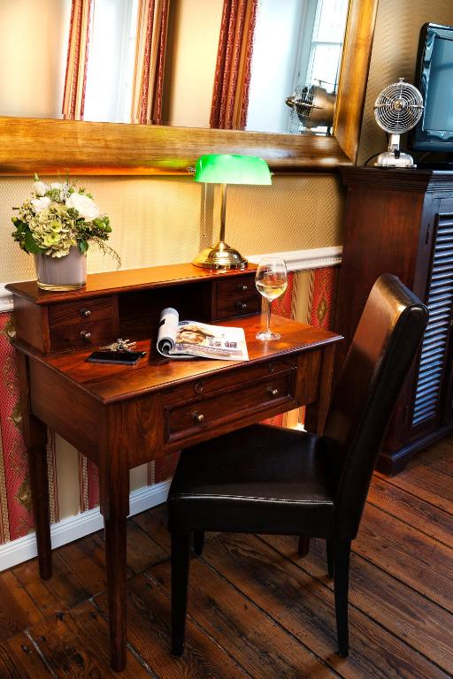 THE GATE GARDEN Hotel - 7