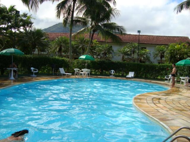  Condomínio a 1 metro da Praia Toninhas Ubatuba Pé na Areia Apartamento