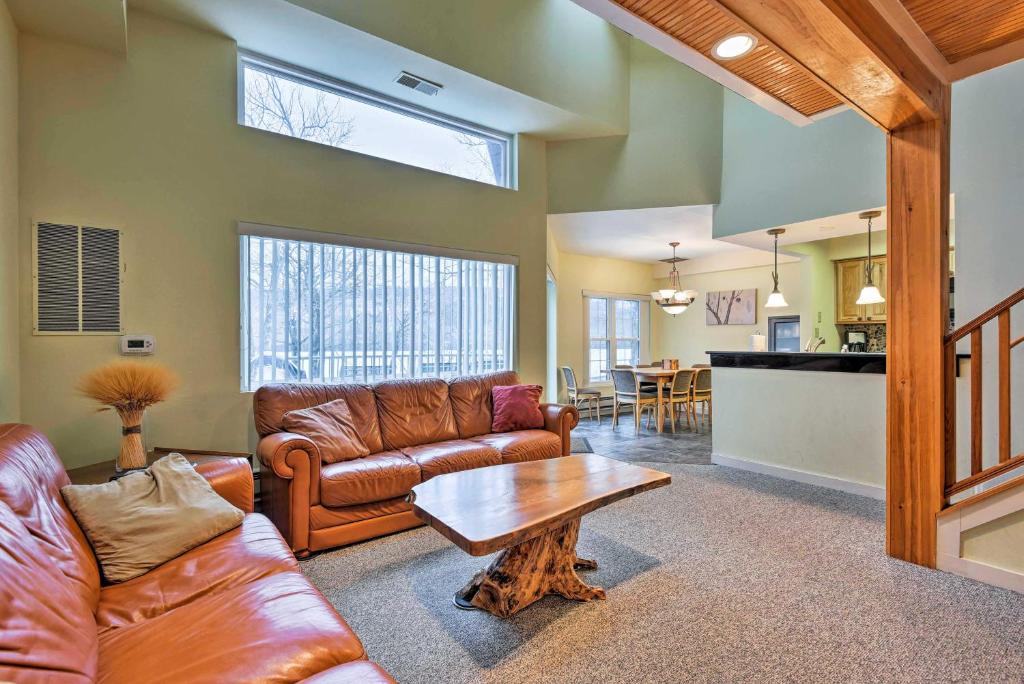 Lake Harmony Condo Less Than 1 Mi to Big Boulder Mountain!, Lake