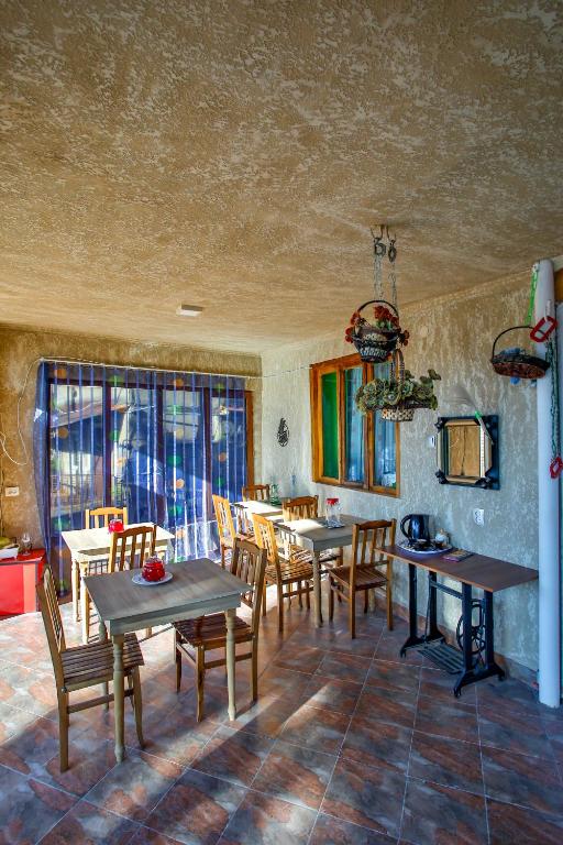 Restaurace v ubytování Gantiadi