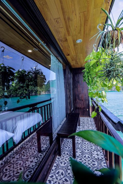 Cozy Boutique Cruise - 2