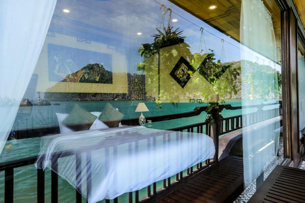 Cozy Boutique Cruise - 5