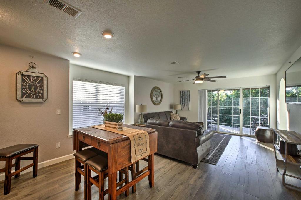 WalkIn Condo Amenities, 3 Mi to Branson Landing!, Branson (updated