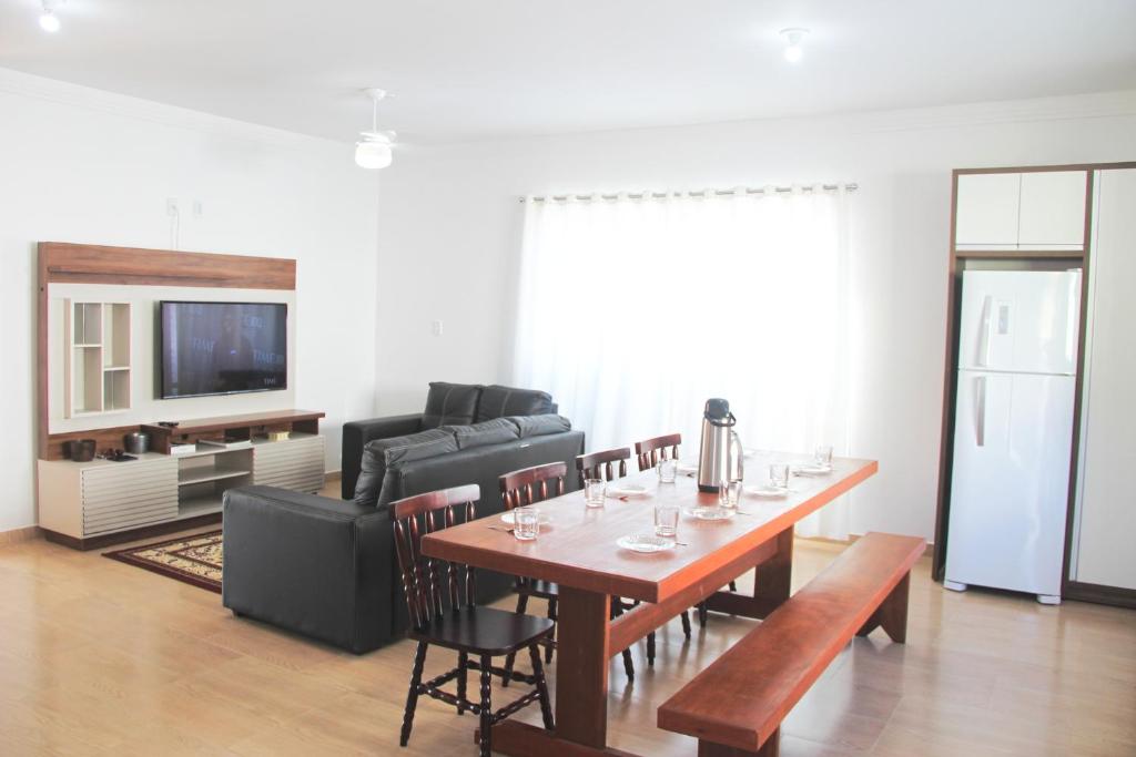  Casa Nova e Confortável Próxima à Praia