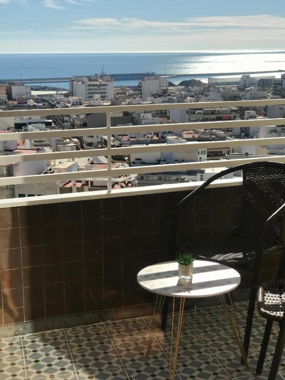 Apartamento with Jacuzzi & Sea View - imagen 4