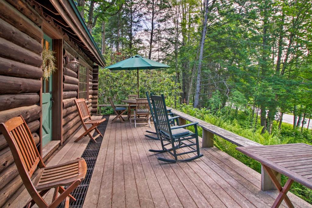Zahrada ubytování Award-Winning Log Cabin, Top 5 in New England!