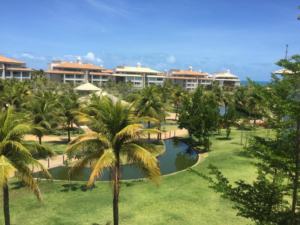 Uma vista da piscina em Golf Ville Resort Residence ou nos arredores