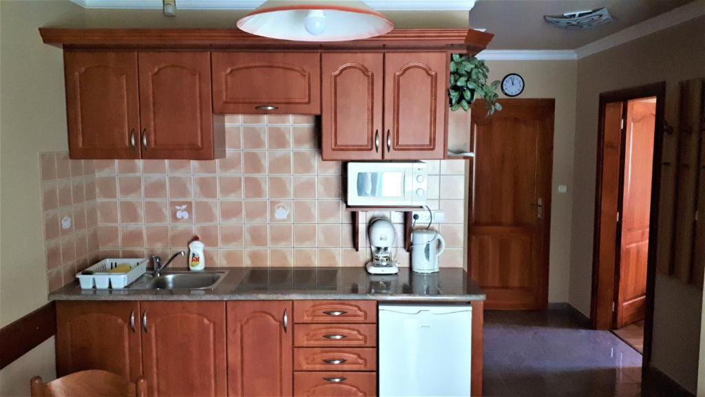 Nefelejcs Fagyizó és Apartmanház - Apartamento Con Vista Al Lago