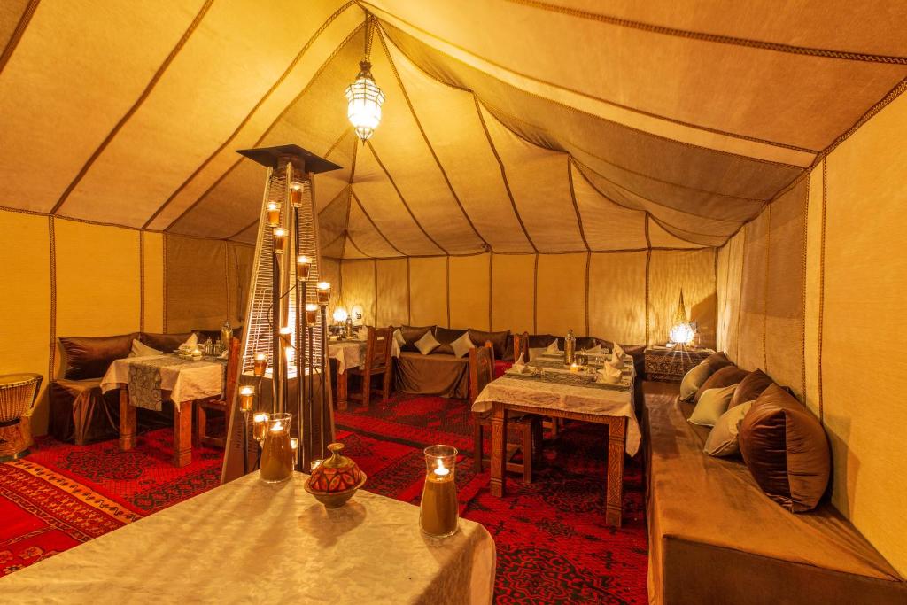 Posezení v ubytování Sirocco Luxury Camp