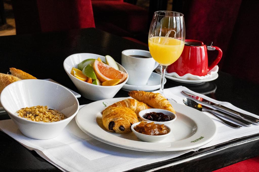 Hotel Chez Swann - Resim 44