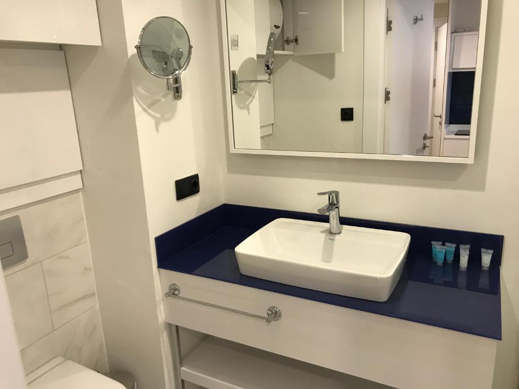 لابی و فضای عمومی Batumi Residence In Orbi City - تصویر ۵