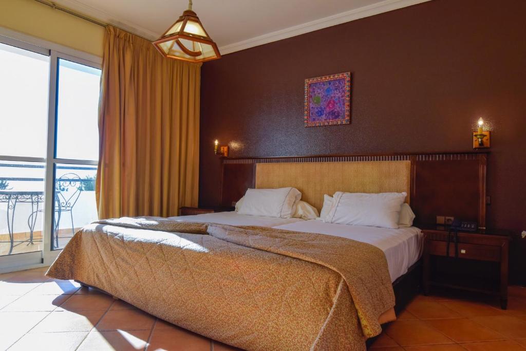 Hôtel Le Mont Vert - Double Room With Mountain View