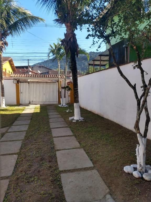  Casa para locação em Ubatuba