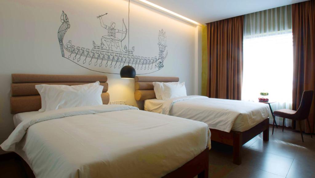 Almond Hotel Bassac River - Deluxe Twin - Vista De La Ciudad