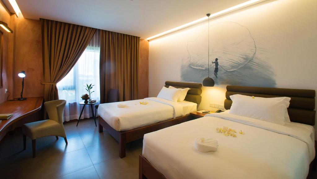 Almond Hotel Bassac River - Deluxe Twin - Vista De Jardín