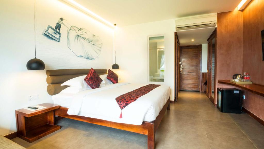 Almond Hotel Bassac River - Deluxe Double - Vista De Jardín