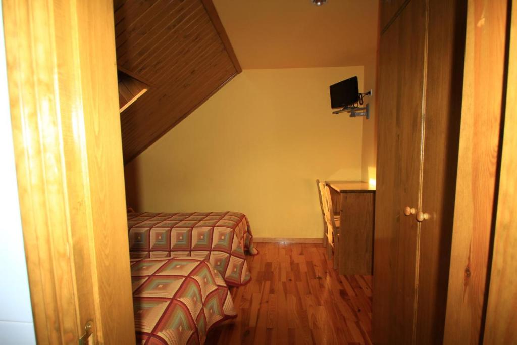 TV a/nebo společenská místnost v ubytování Hotel, Bungalows y Camping Viu