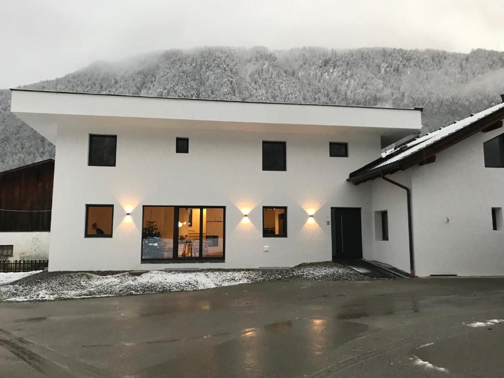 Nespecifikovaný výhled na hory nebo výhled na hory při pohledu z apartmánu