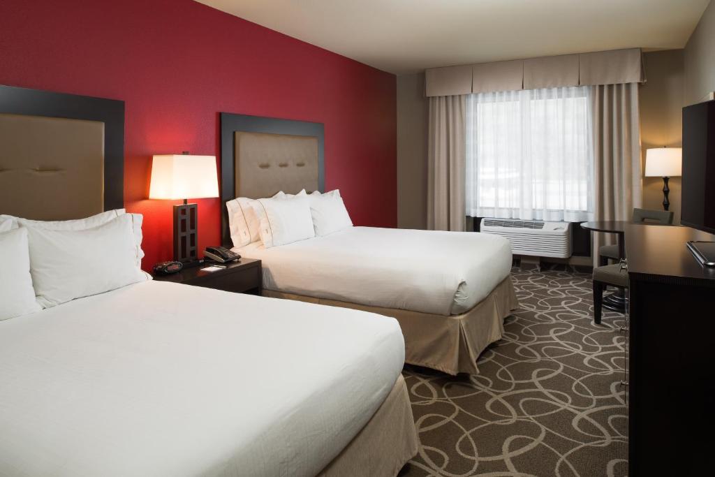 Holiday Inn Express Redwood National Park, an IHG Hotel - Chambre Queen Standard Avec Deux Lits Queen