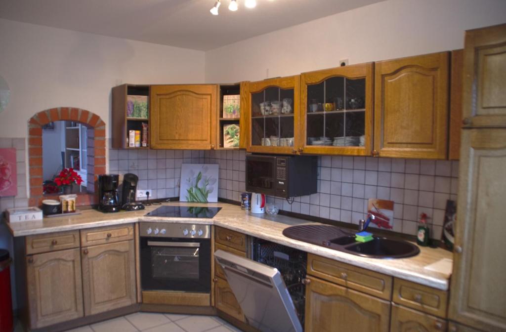 Kuchyň nebo kuchyňský kout v ubytování Lippetaler Gästehaus