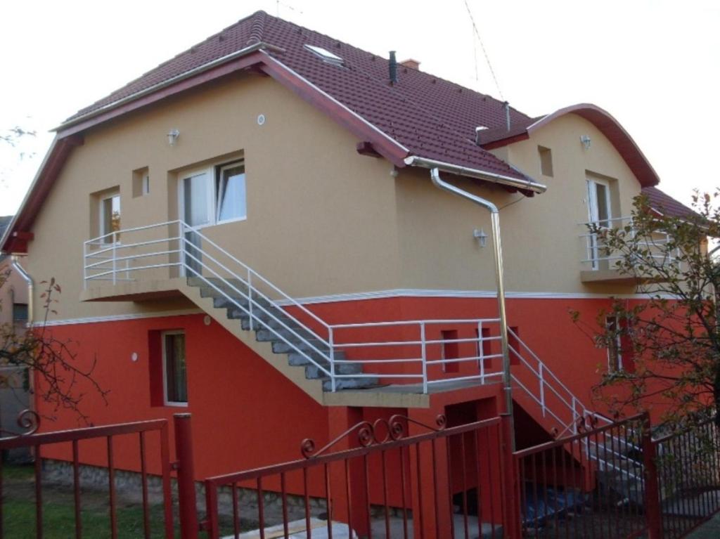 Budova, kde se penzion nachází