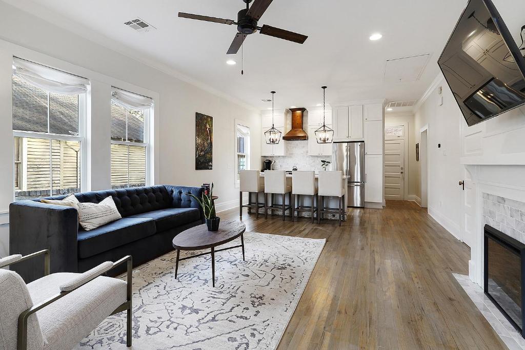 Luxury Cottage in Historic Beauregard Town, Baton Rouge (updated prices 2024)