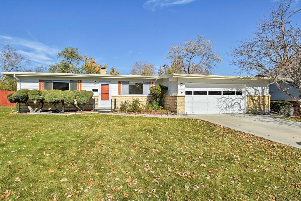 Colorado Springs Home Large Yard with Mountain View, Colorado Springs