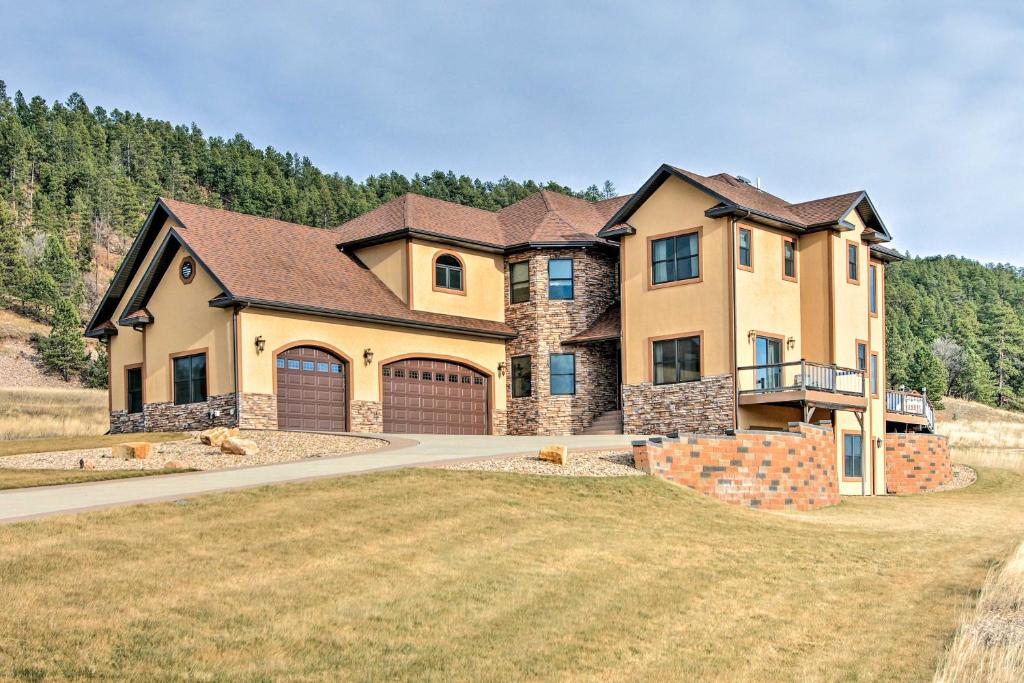 Sturgis Vacation Rental with Hot Tub and Game Room!, Sturgis (updated prices 2025)